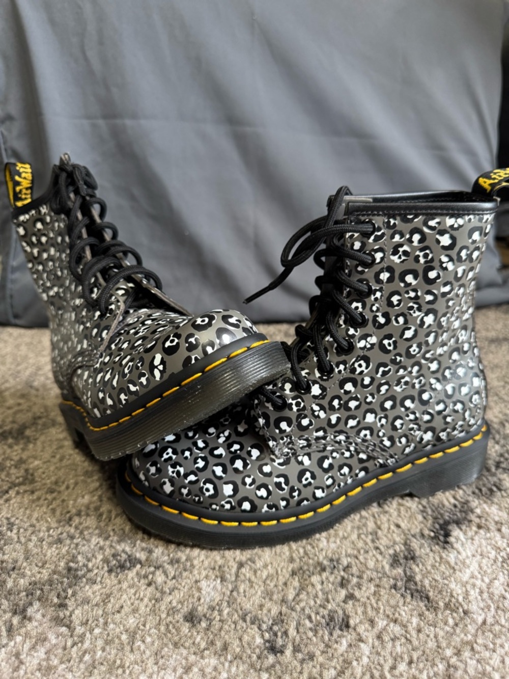 NWOB Dr. Martens 1460 Women’s Black and White Leopard Print Boots - size 37